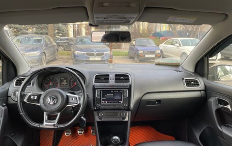 Volkswagen Polo VI (EU Market), 2018 год, 1 050 000 рублей, 8 фотография