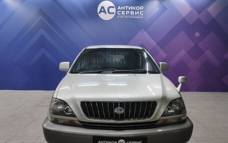 Toyota Harrier, 1999 год, 610 000 рублей, 2 фотография