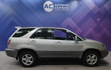 Toyota Harrier, 1999 год, 610 000 рублей, 5 фотография