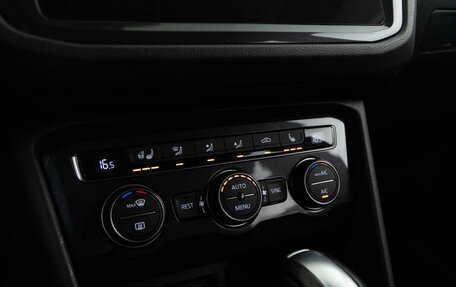 Volkswagen Tiguan II, 2019 год, 3 578 444 рублей, 18 фотография