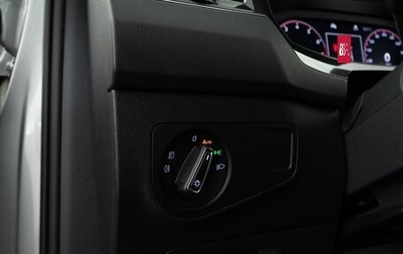 Volkswagen Tiguan II, 2019 год, 3 578 444 рублей, 20 фотография