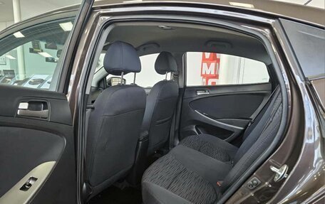 Hyundai Solaris II рестайлинг, 2015 год, 1 235 000 рублей, 13 фотография