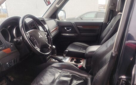 Mitsubishi Pajero IV, 2006 год, 1 600 000 рублей, 5 фотография