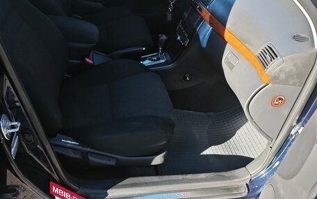 Toyota Avensis III рестайлинг, 2006 год, 700 000 рублей, 12 фотография