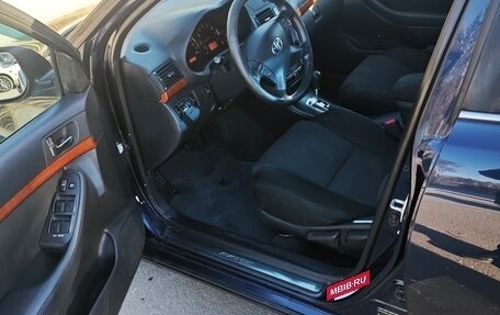 Toyota Avensis III рестайлинг, 2006 год, 700 000 рублей, 11 фотография