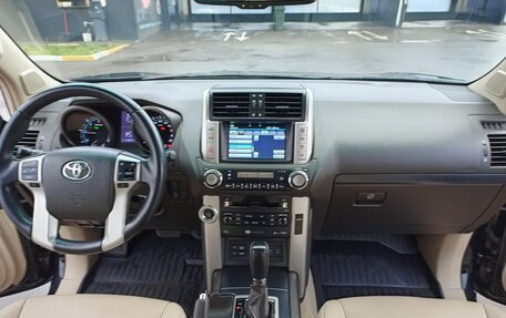 Toyota Land Cruiser Prado 150 рестайлинг 2, 2012 год, 2 440 000 рублей, 10 фотография