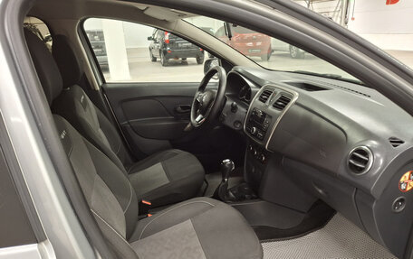 Renault Logan II, 2020 год, 1 200 000 рублей, 13 фотография