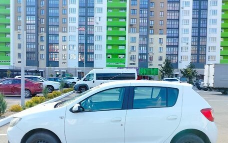 Renault Sandero II рестайлинг, 2015 год, 610 000 рублей, 3 фотография