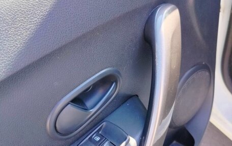 Renault Sandero II рестайлинг, 2015 год, 610 000 рублей, 15 фотография