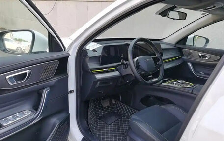 CheryExeed LX, 2023 год, 1 590 000 рублей, 8 фотография