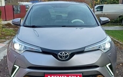 Toyota C-HR I рестайлинг, 2018 год, 2 139 999 рублей, 1 фотография