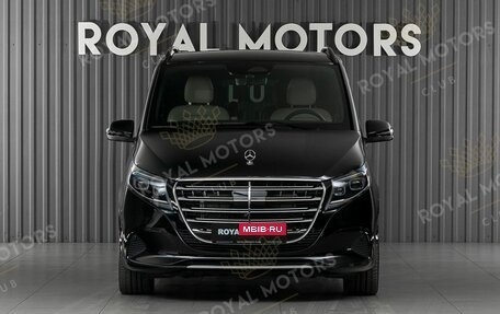 Mercedes-Benz V-Класс, 2025 год, 14 390 000 рублей, 2 фотография