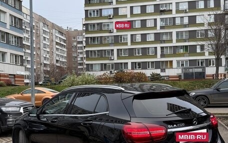 Mercedes-Benz GLA, 2018 год, 2 800 000 рублей, 3 фотография