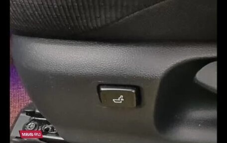 Toyota C-HR I рестайлинг, 2018 год, 2 139 999 рублей, 15 фотография