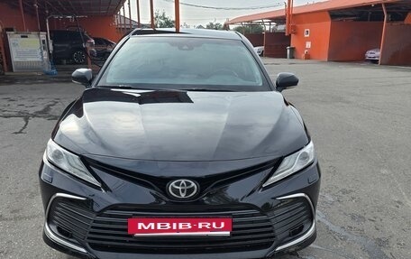 Toyota Camry, 2021 год, 2 600 008 рублей, 2 фотография