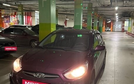 Hyundai Solaris II рестайлинг, 2011 год, 670 000 рублей, 3 фотография