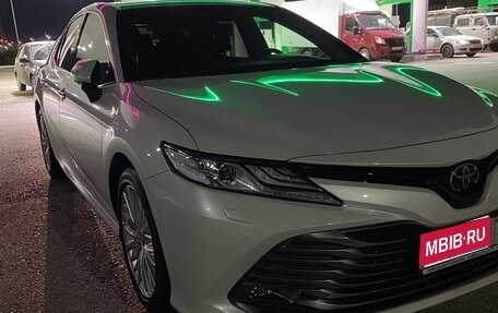 Toyota Camry, 2020 год, 2 900 000 рублей, 1 фотография