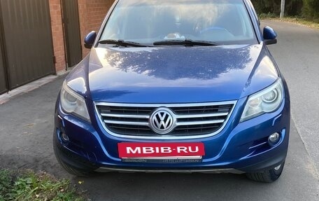 Volkswagen Tiguan I, 2010 год, 1 300 000 рублей, 2 фотография