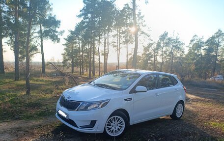 KIA Rio III рестайлинг, 2014 год, 980 000 рублей, 1 фотография