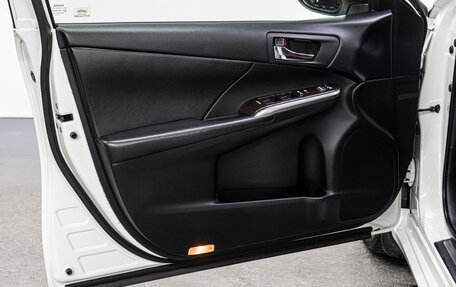 Toyota Camry, 2017 год, 2 460 000 рублей, 11 фотография