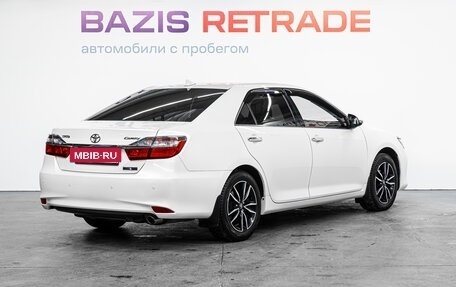 Toyota Camry, 2017 год, 2 460 000 рублей, 6 фотография