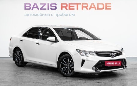 Toyota Camry, 2017 год, 2 460 000 рублей, 4 фотография