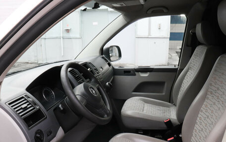 Volkswagen Transporter T5 рестайлинг, 2011 год, 997 000 рублей, 5 фотография