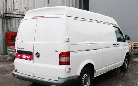 Volkswagen Transporter T5 рестайлинг, 2011 год, 997 000 рублей, 3 фотография