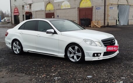 Mercedes-Benz E-Класс, 2009 год, 1 300 000 рублей, 3 фотография