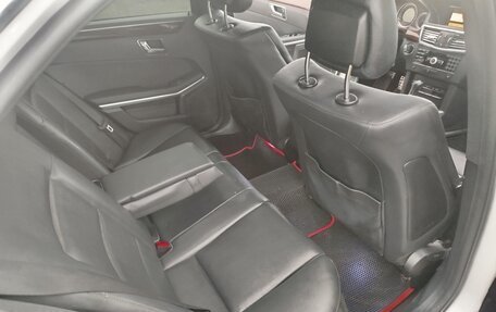 Mercedes-Benz E-Класс, 2009 год, 1 300 000 рублей, 13 фотография