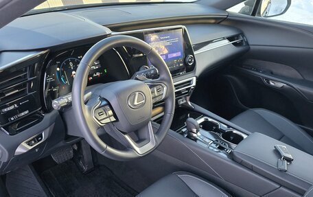 Lexus RX IV рестайлинг, 2025 год, 7 525 000 рублей, 10 фотография