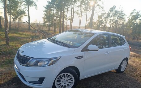 KIA Rio III рестайлинг, 2014 год, 980 000 рублей, 3 фотография