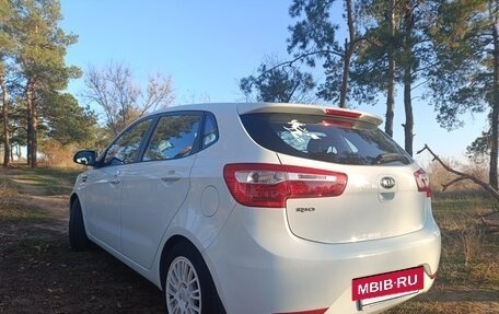 KIA Rio III рестайлинг, 2014 год, 980 000 рублей, 15 фотография