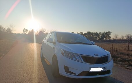 KIA Rio III рестайлинг, 2014 год, 980 000 рублей, 31 фотография