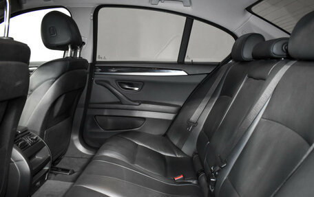 BMW 5 серия, 2015 год, 1 900 000 рублей, 13 фотография