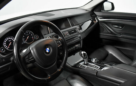 BMW 5 серия, 2015 год, 1 900 000 рублей, 9 фотография