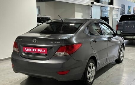 Hyundai Solaris II рестайлинг, 2013 год, 949 900 рублей, 4 фотография