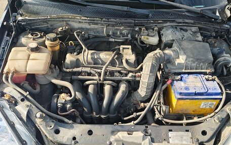 Ford Focus IV, 2004 год, 269 000 рублей, 11 фотография