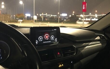 Mazda 6, 2017 год, 1 550 000 рублей, 11 фотография