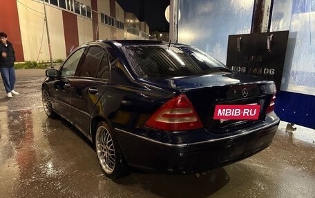 Mercedes-Benz C-Класс, 2002 год, 400 000 рублей, 5 фотография