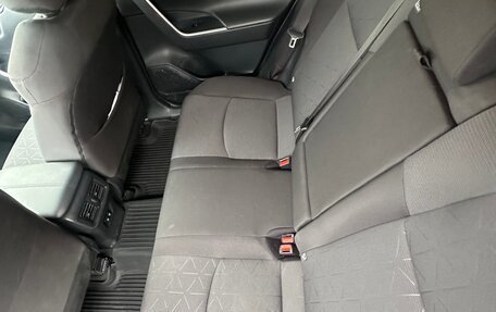 Toyota RAV4, 2021 год, 3 175 000 рублей, 8 фотография