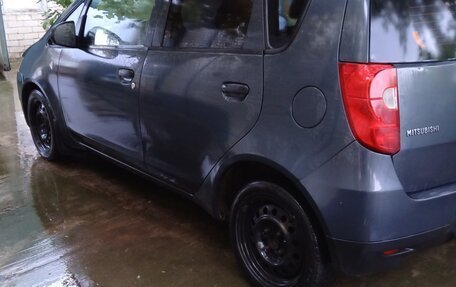 Mitsubishi Colt VI рестайлинг, 2009 год, 549 999 рублей, 2 фотография