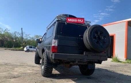 Nissan Terrano II рестайлинг, 1993 год, 520 000 рублей, 2 фотография