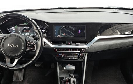 KIA Niro I, 2021 год, 1 497 700 рублей, 6 фотография