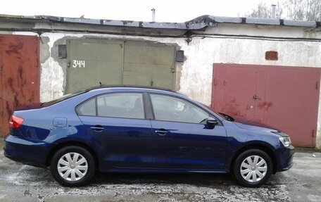 Volkswagen Jetta VI, 2015 год, 1 150 000 рублей, 2 фотография