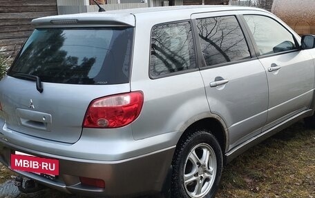Mitsubishi Outlander III рестайлинг 3, 2005 год, 370 000 рублей, 6 фотография