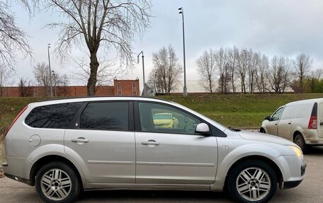 Ford Focus II рестайлинг, 2006 год, 4 фотография