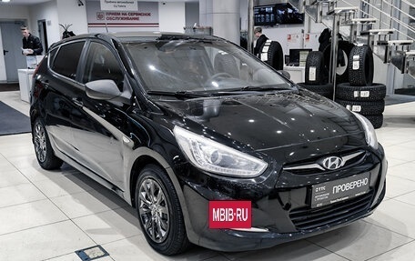 Hyundai Solaris II рестайлинг, 2013 год, 550 000 рублей, 3 фотография