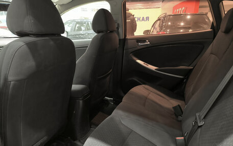 Hyundai Solaris II рестайлинг, 2013 год, 550 000 рублей, 15 фотография