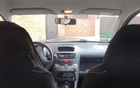 Peugeot 107 I рестайлинг, 2011 год, 345 000 рублей, 4 фотография